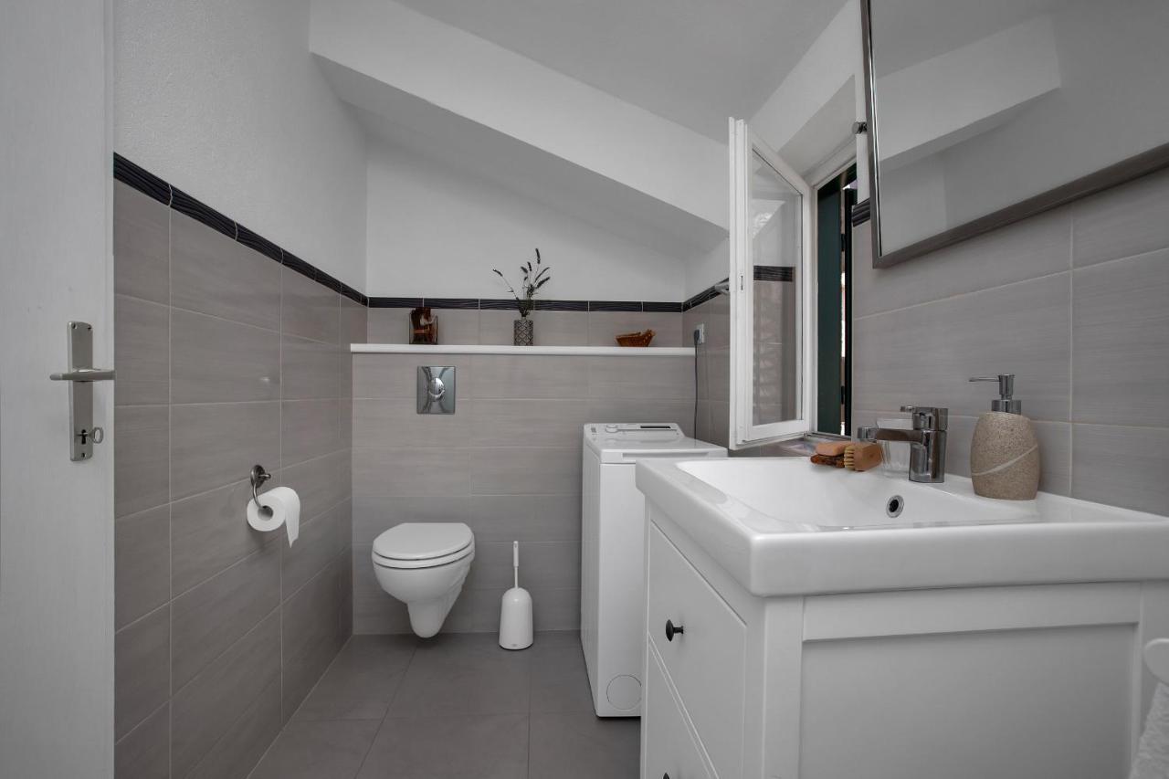 Apartman Ratac 11 Tučepi Buitenkant foto